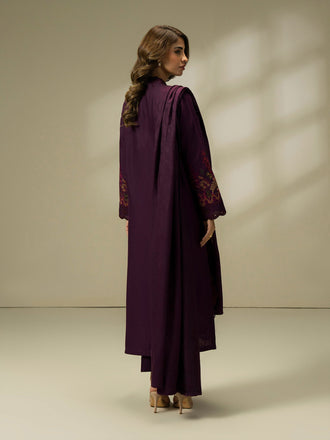 3-piece-khaddar-suit-embroidered-(pret)