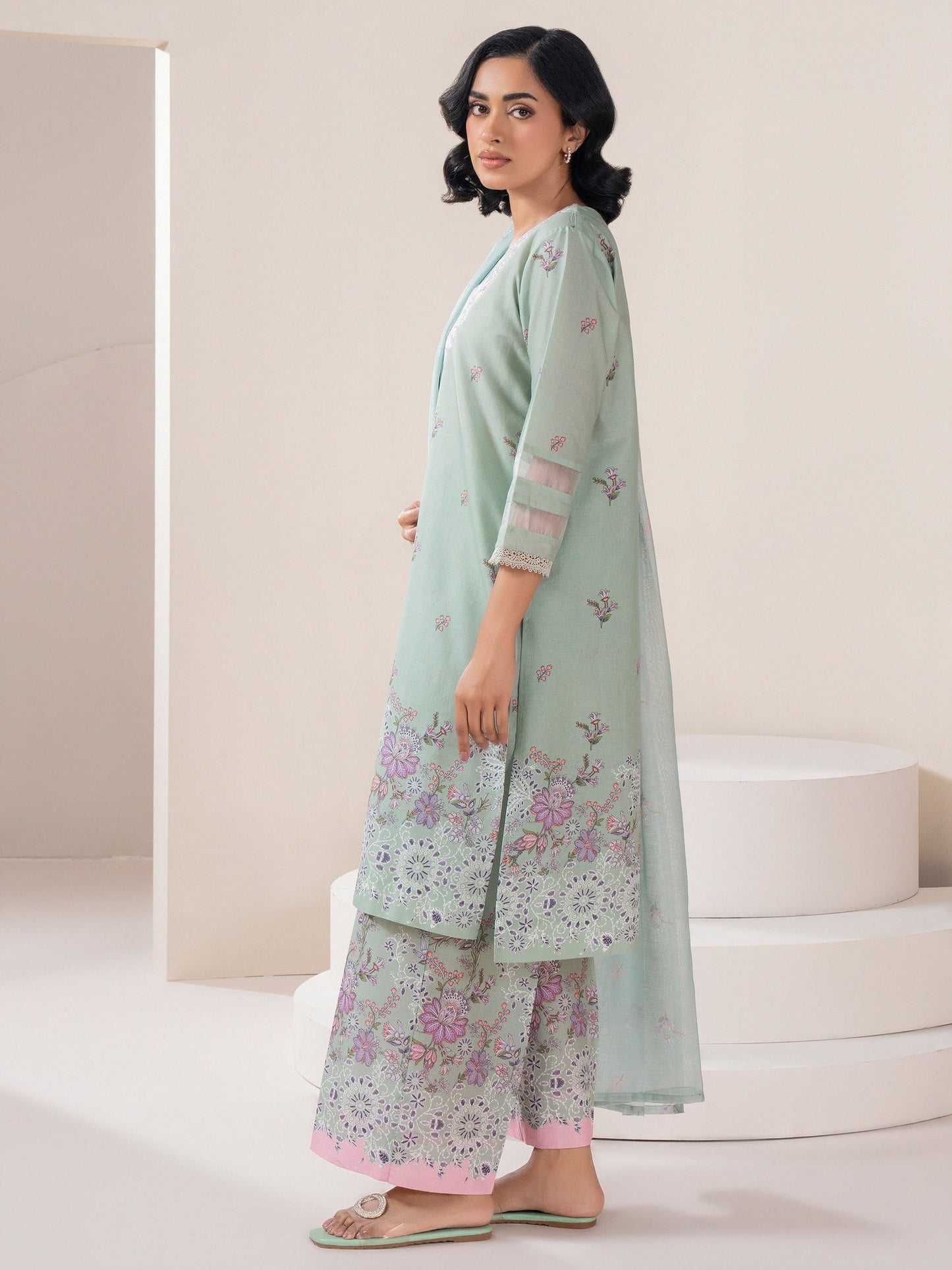 3 Piece Lawn Suit-Embroidered (Pret)