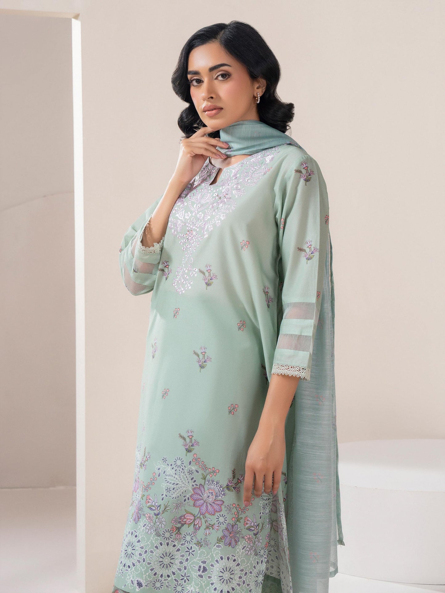 3 Piece Lawn Suit-Embroidered (Pret)