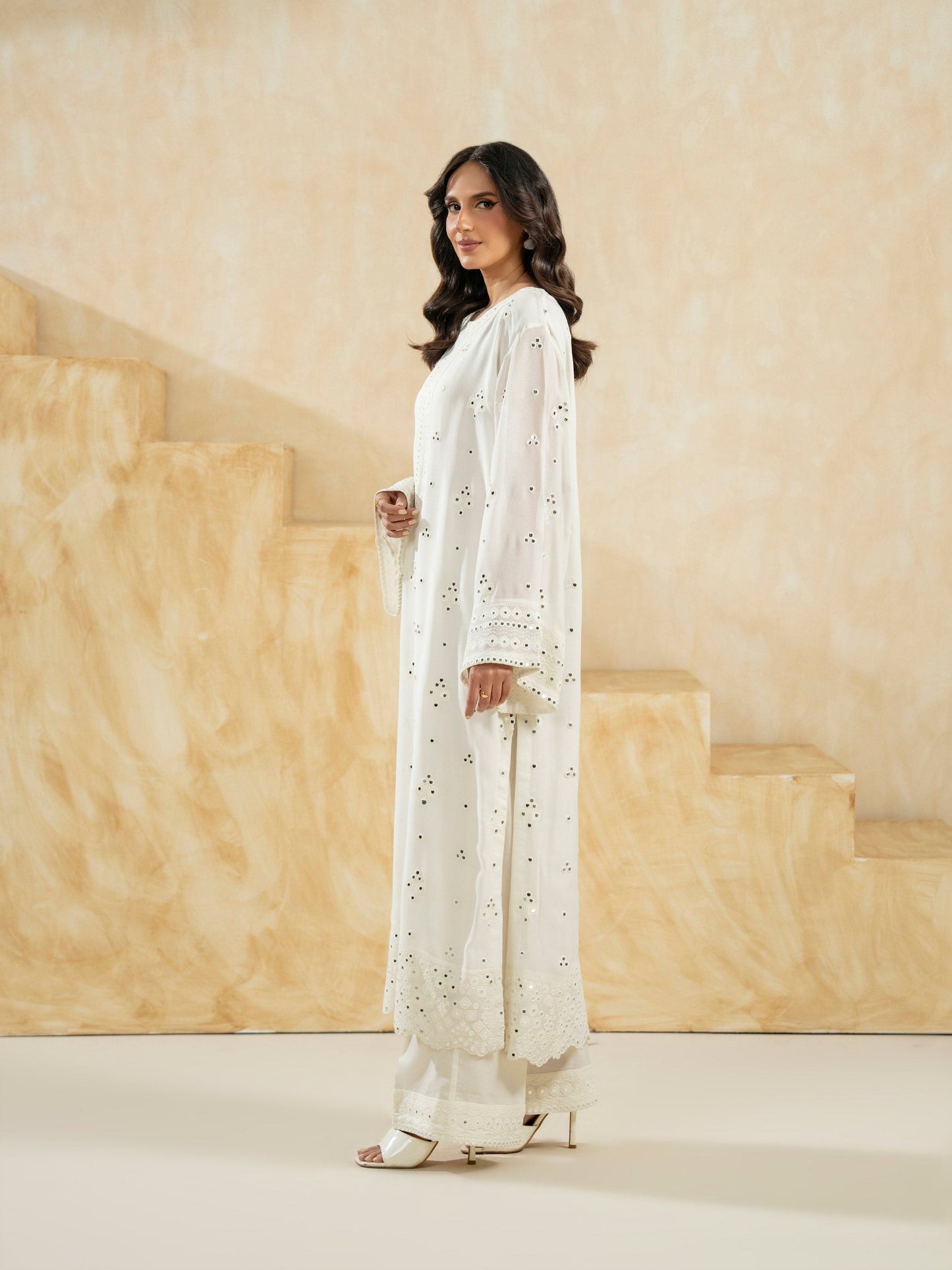 2 Piece Chiffon Suit-Embroidered (Pret)