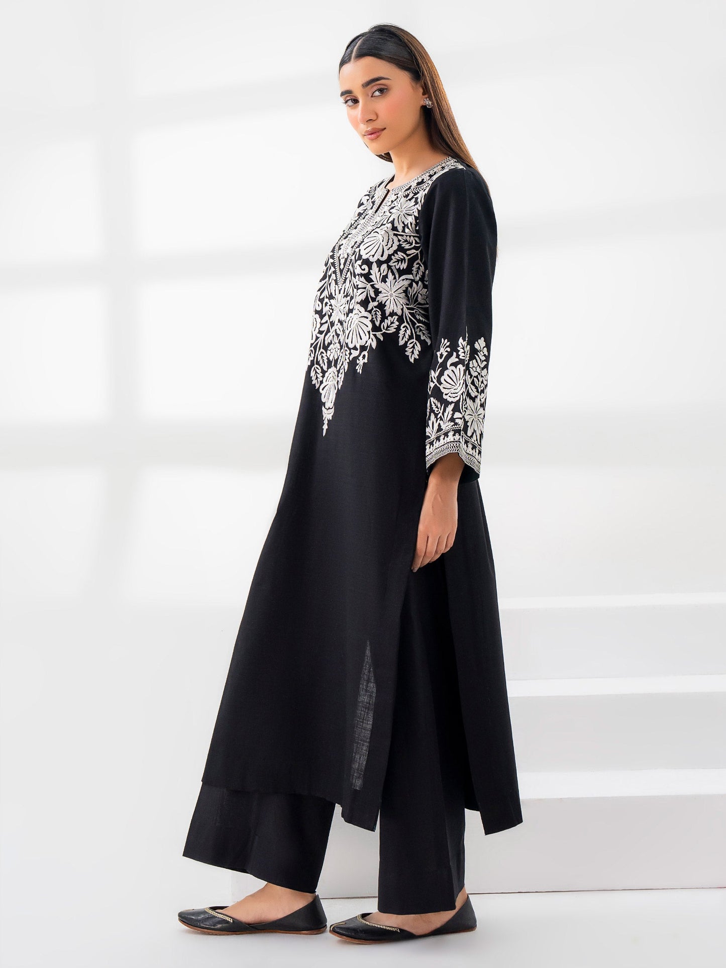 Khaddar Shirt-Embroidered (Pret)