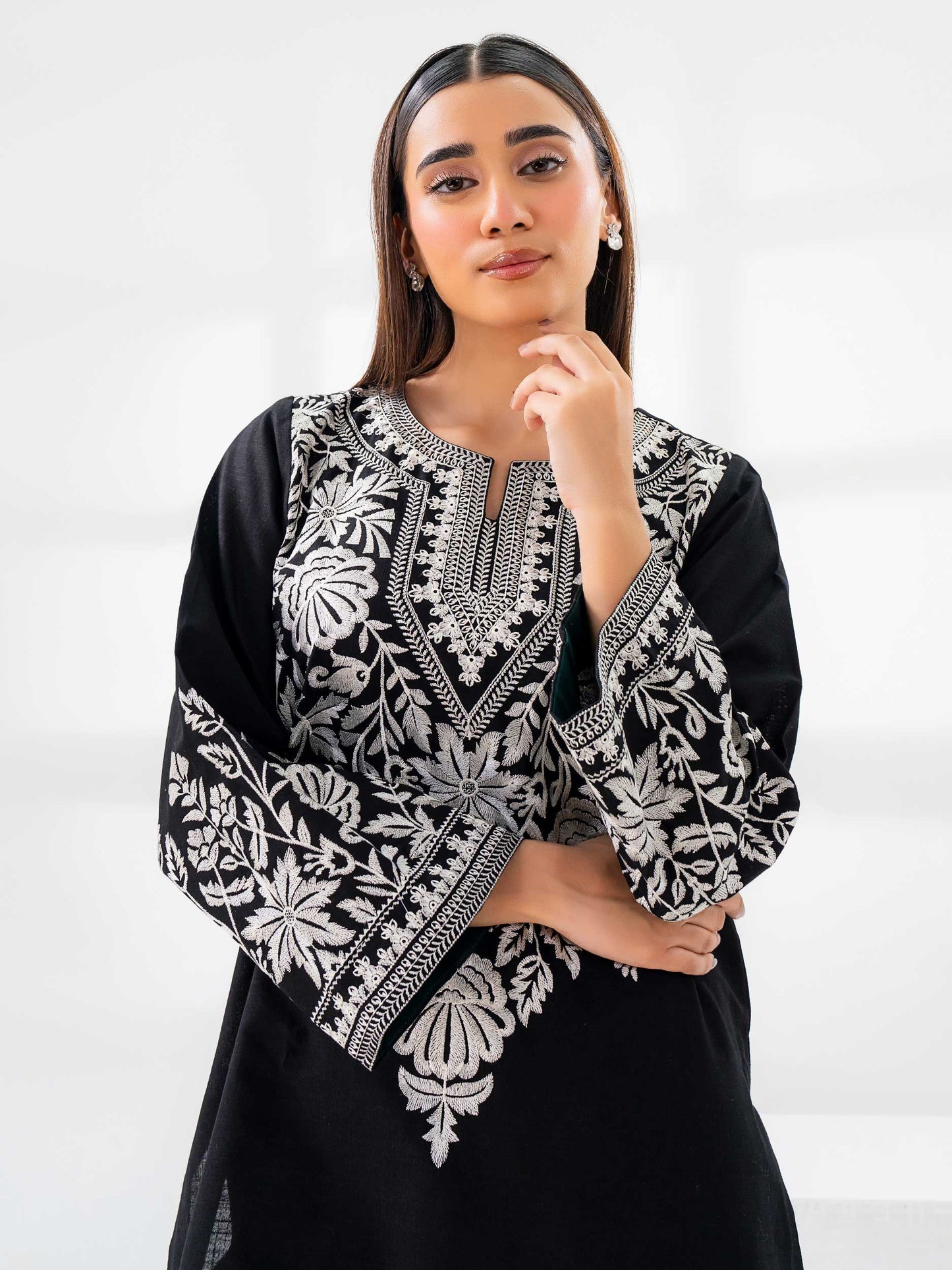 Khaddar Shirt-Embroidered (Pret)