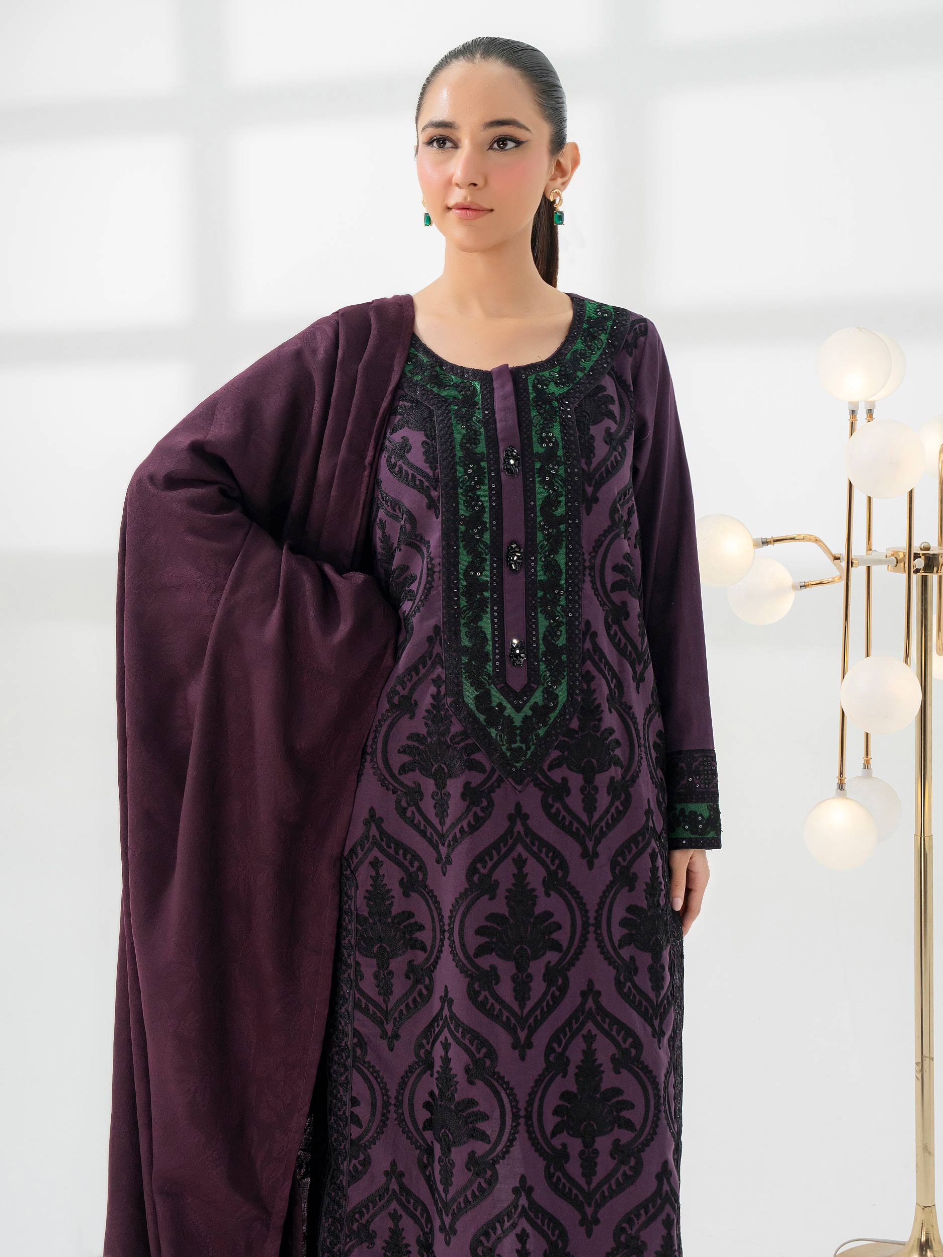 3-piece-khaddar-suit-embroidered-(pret)