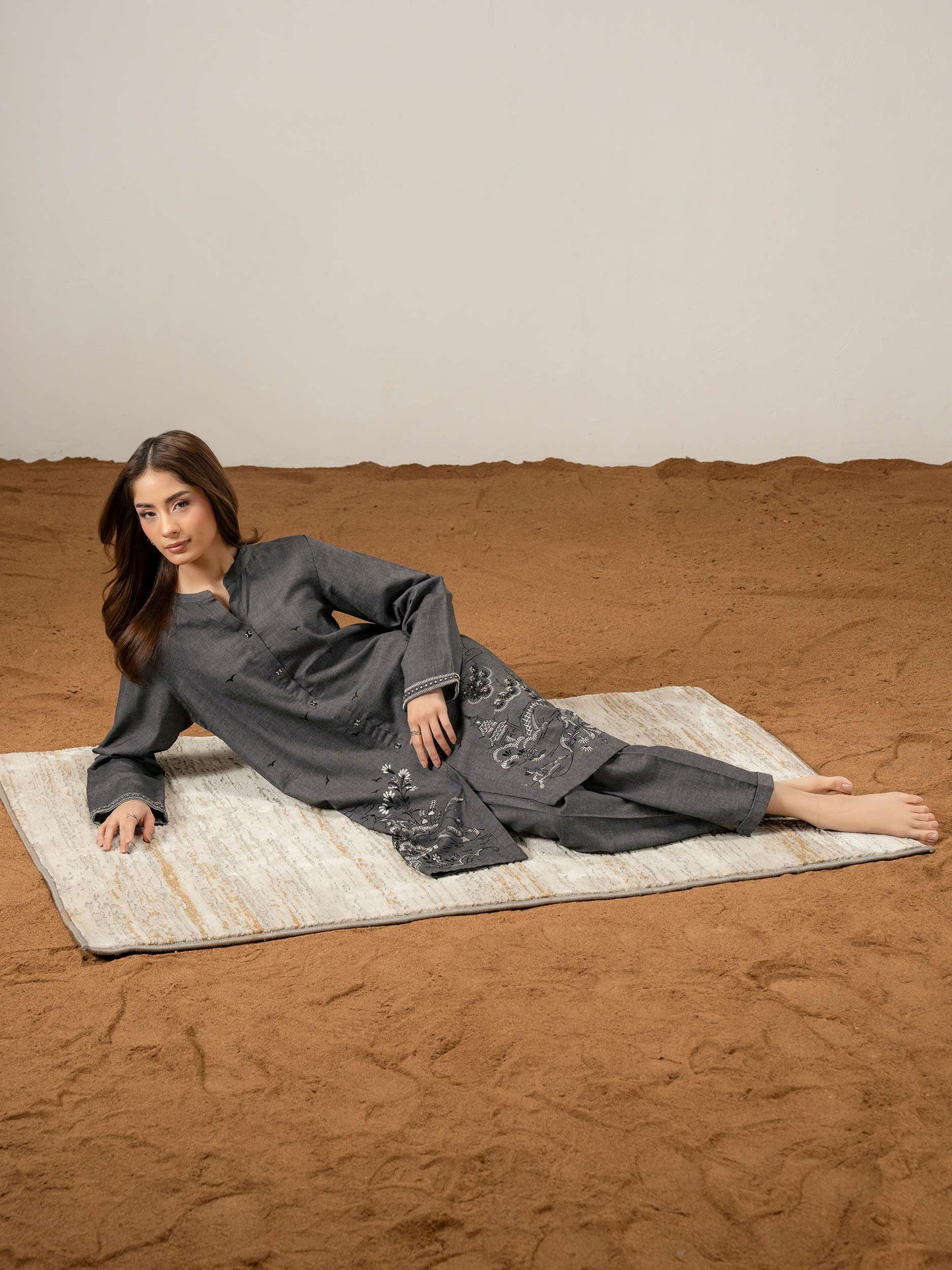 2 Piece Yarn Dyed Suit-Embroidered (Pret)