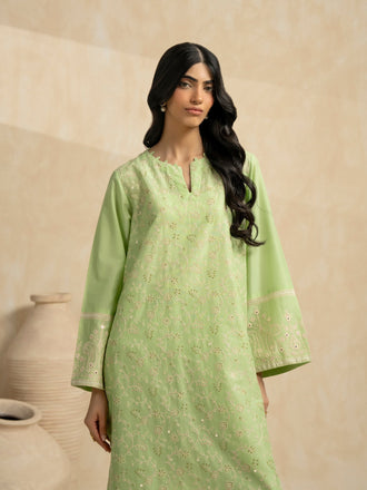 2-piece-lawn-suit-embroidered-(pret)