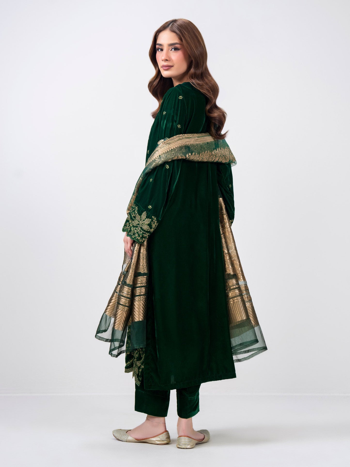 3 Piece Velvet Suit- Embroidered (Pret)