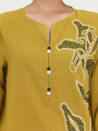 2-piece-lawn-texture-suit--embroidered-(pret)