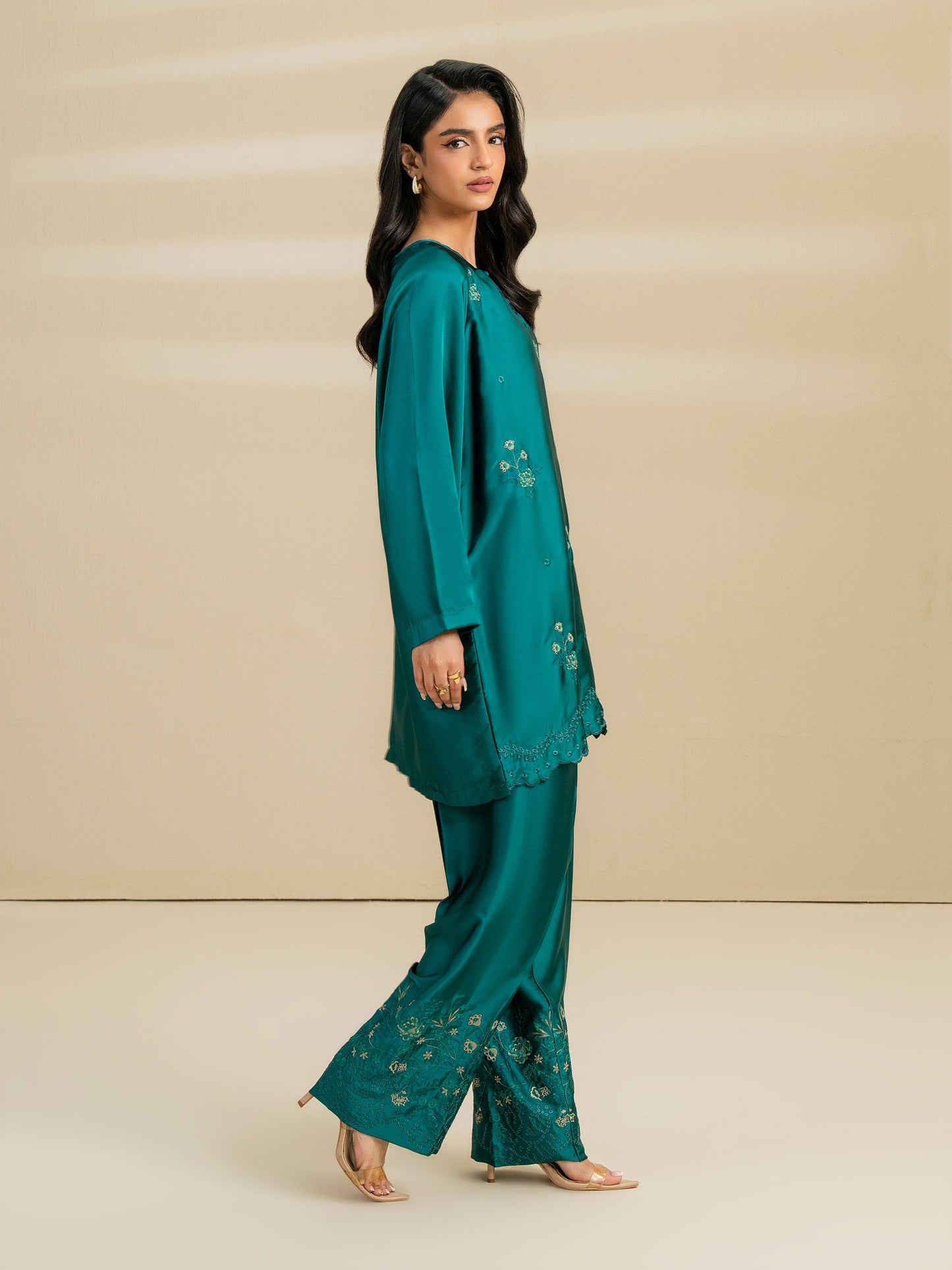 2 Piece Silk Suit-Embroidered (Pret)