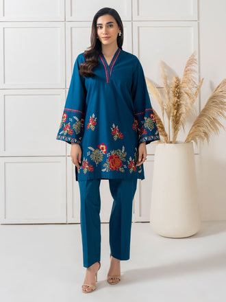 2-piece--suit--embroidered-(pret)