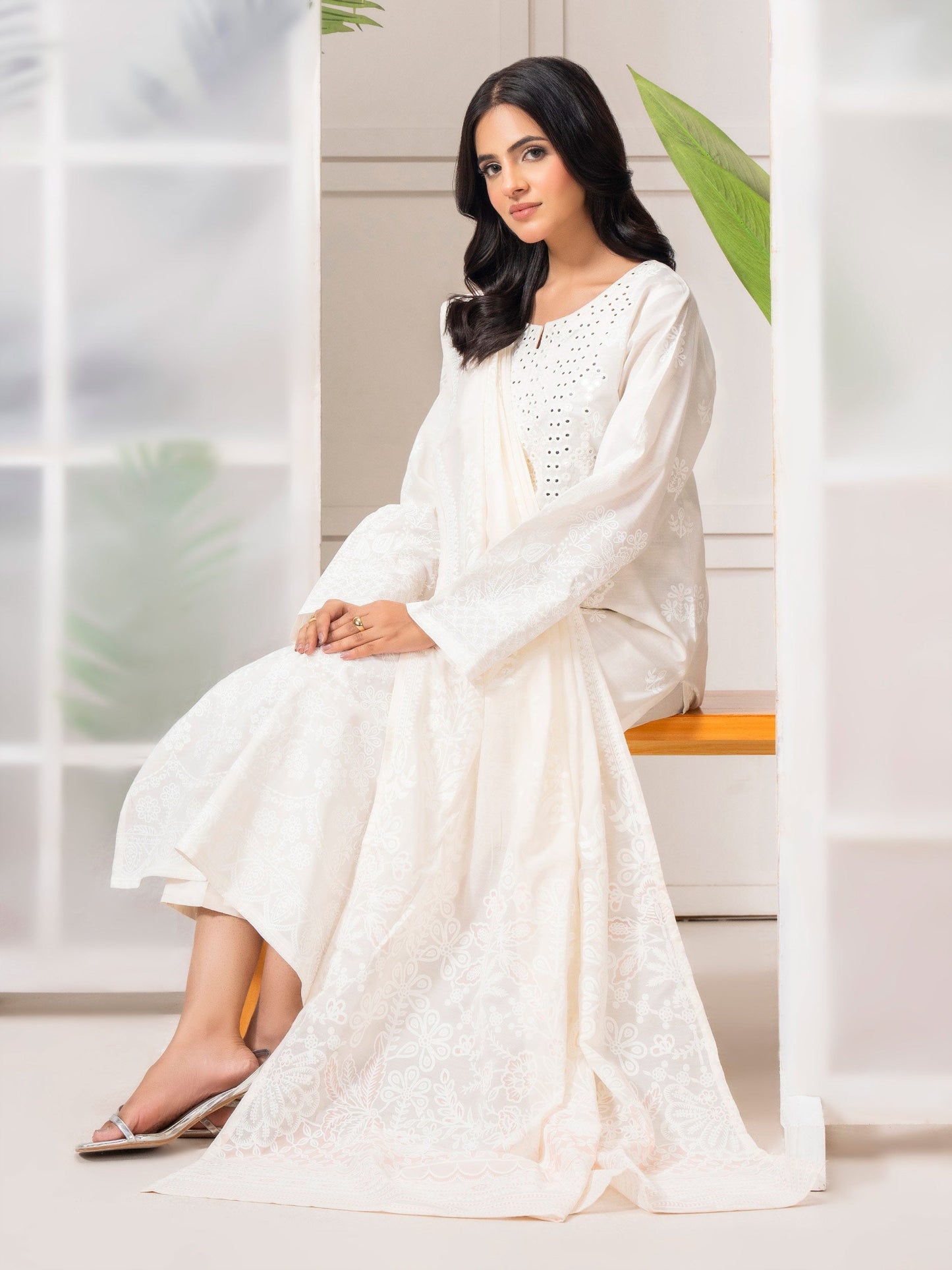 3 Piece Lawn Suit-Embroidered (Pret)