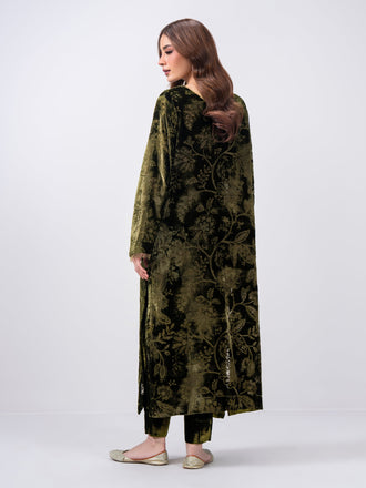 2-piece-velvet-suit--embroidered-(pret)