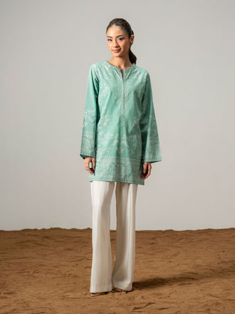 cambric-kurti-embroidered-(pret)