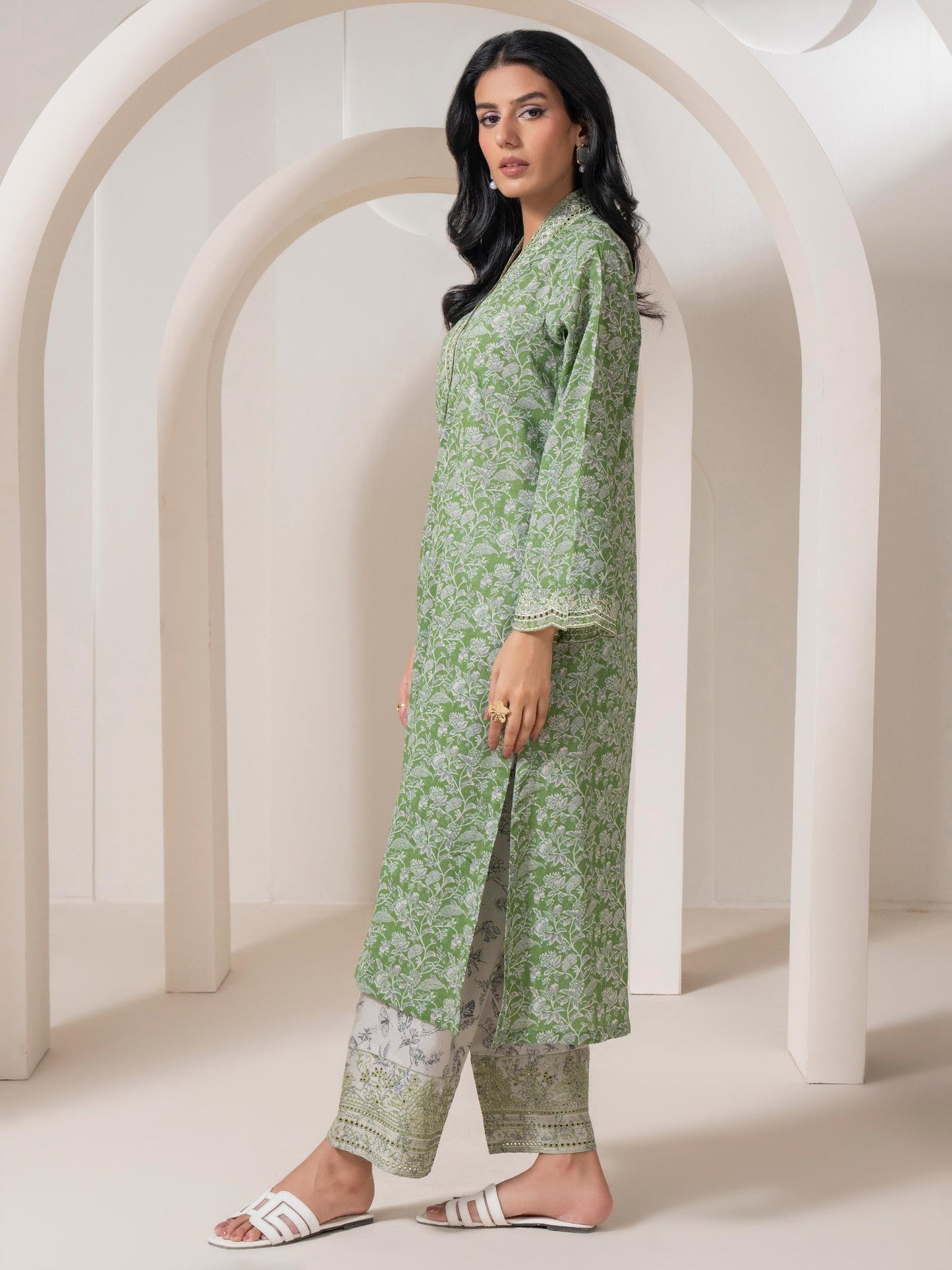 2 Piece Lawn Suit Printed (Pret)