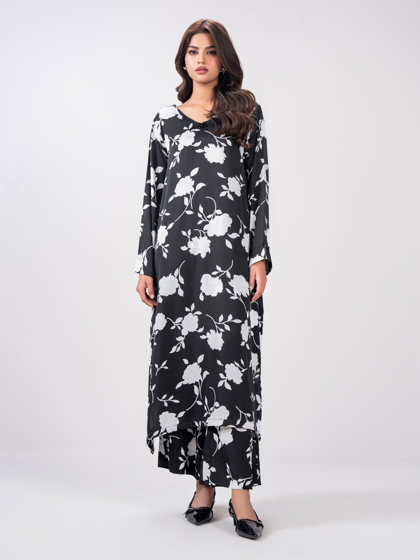 2 Piece Silk Suit- Embellished (Pret)