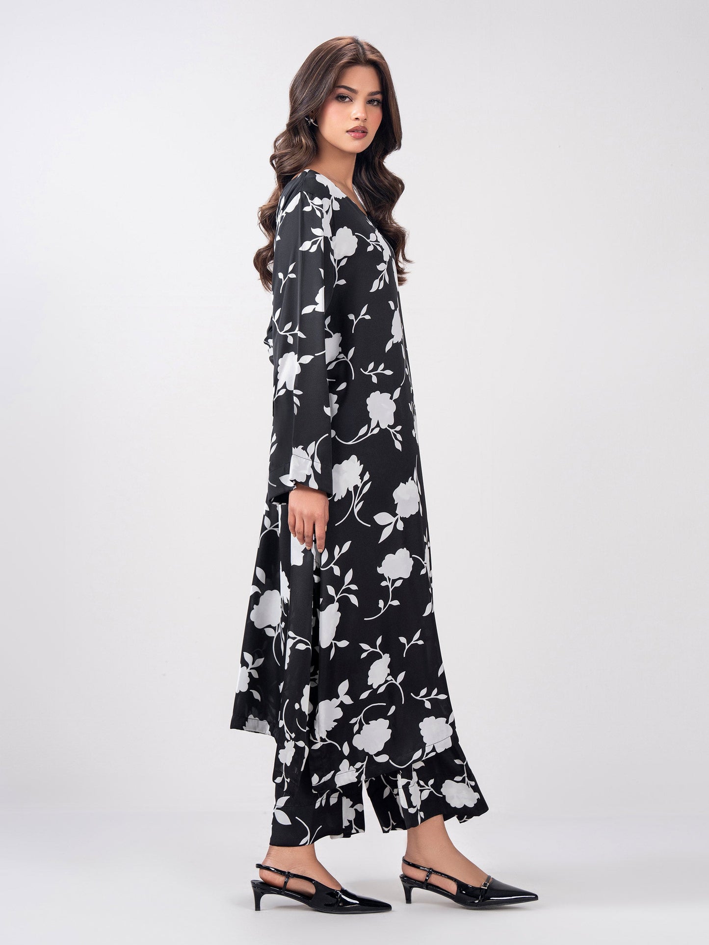 2 Piece Silk Suit- Embellished (Pret)