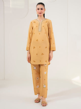 2-piece-lawn-suit-embroidered-(pret)