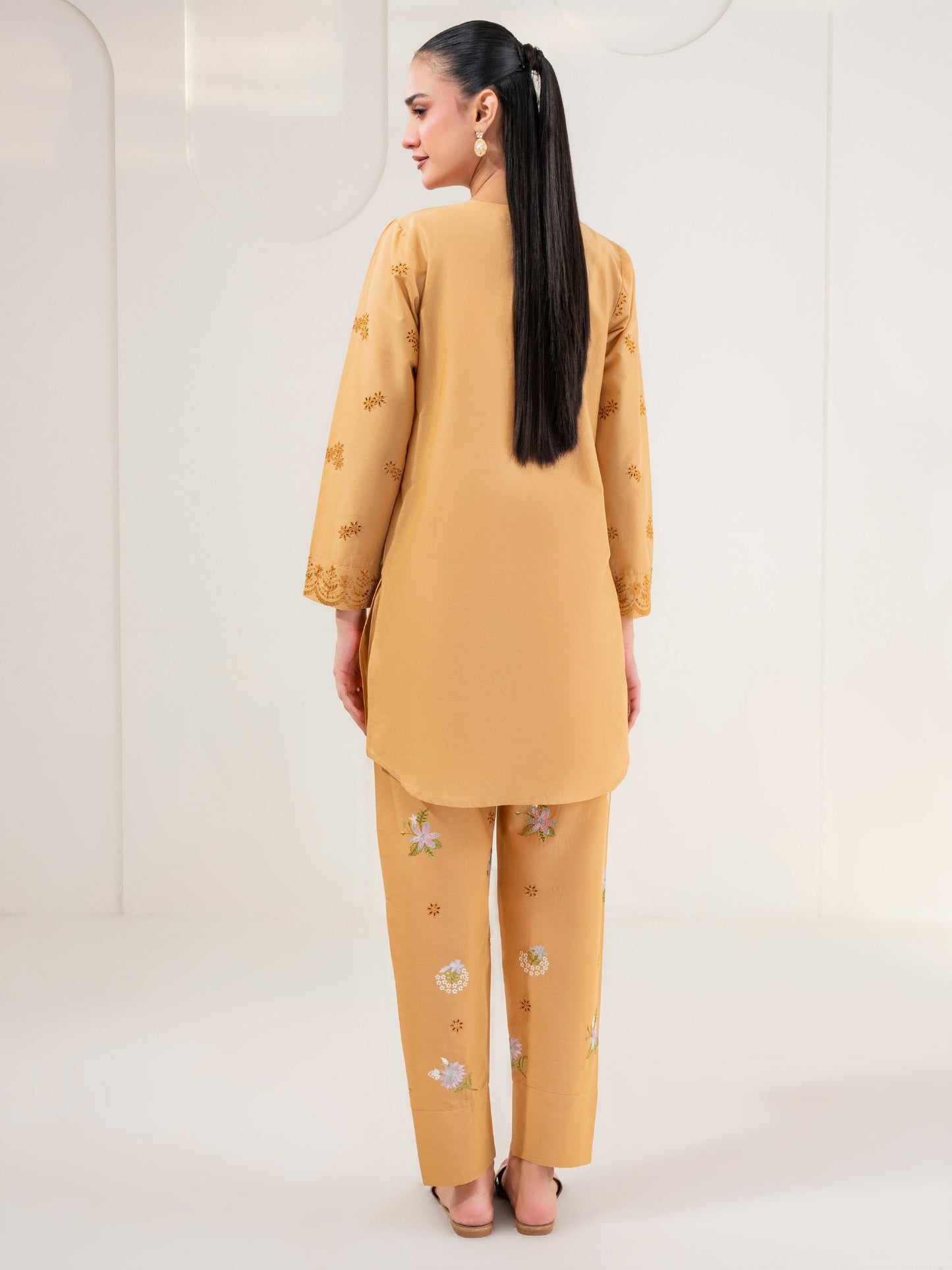 2 Piece Lawn Suit-Embroidered (Pret)