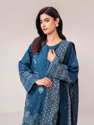 3-piece-khaddar-suit--embroidered-(pret)