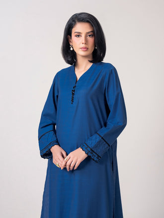 2-piece-yarn-dyed-suit--embroidered-(pret)