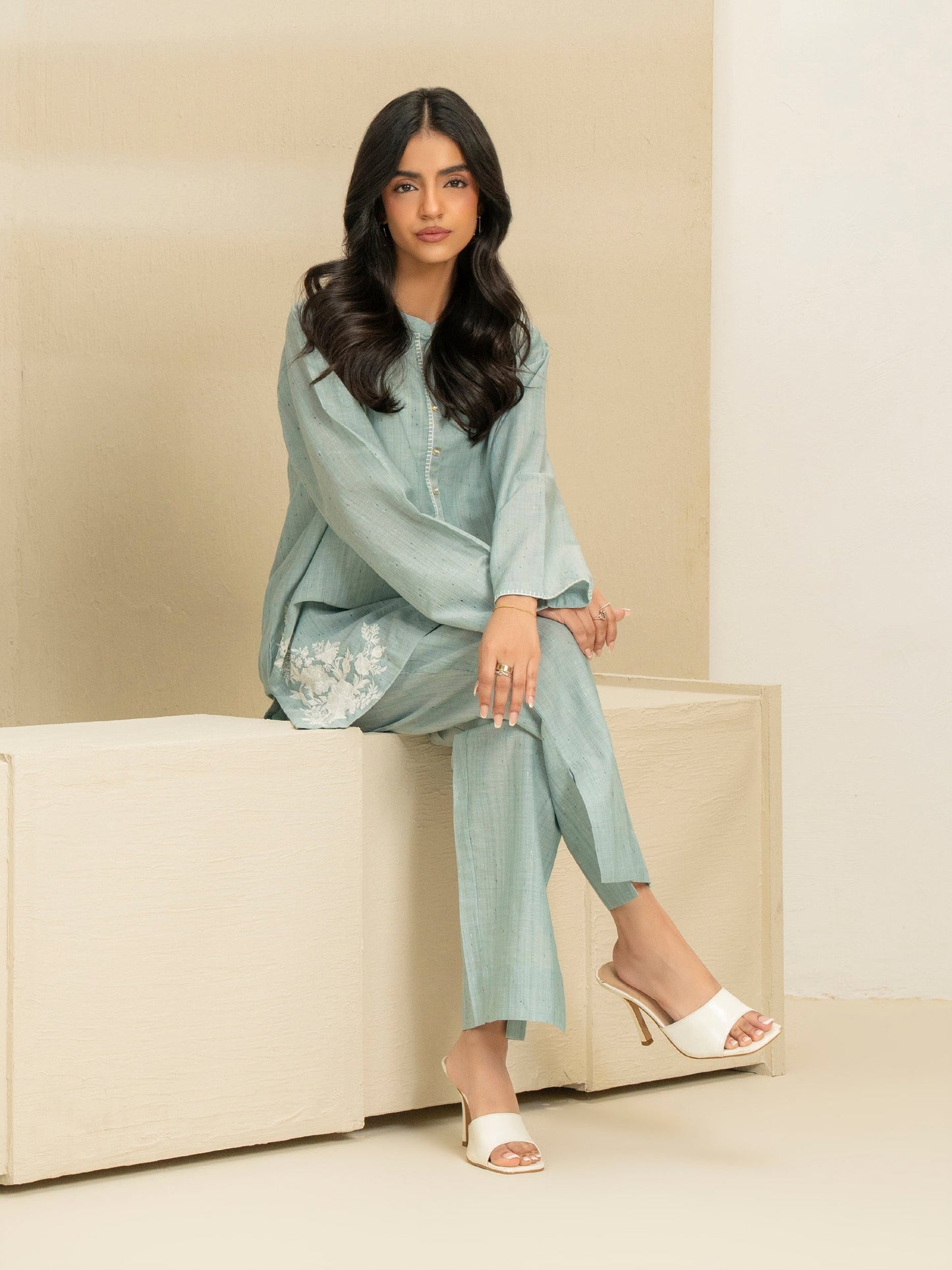 2 Piece Yarn Dyed Suit-Embroidered (Pret)
