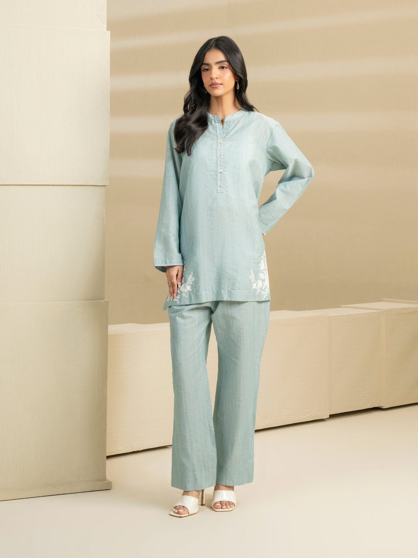 2 Piece Yarn Dyed Suit-Embroidered (Pret)