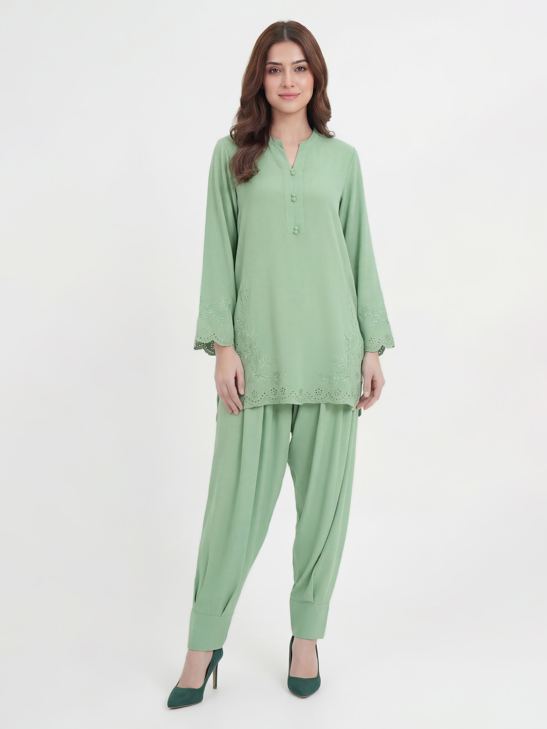 grip-co-ord-set--embroidered