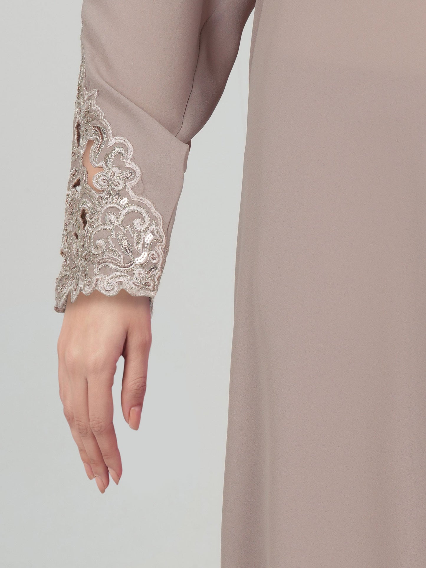 2 Piece Grip Suit- Embroidered (Pret)