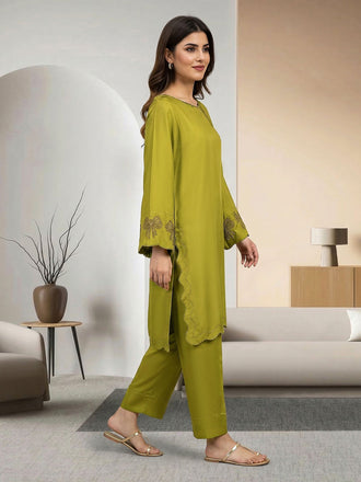 2-piece-silk-suit--embellished-(pret)