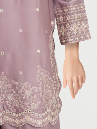 3-piece-premium-silk-suit--embroidered-(pret)