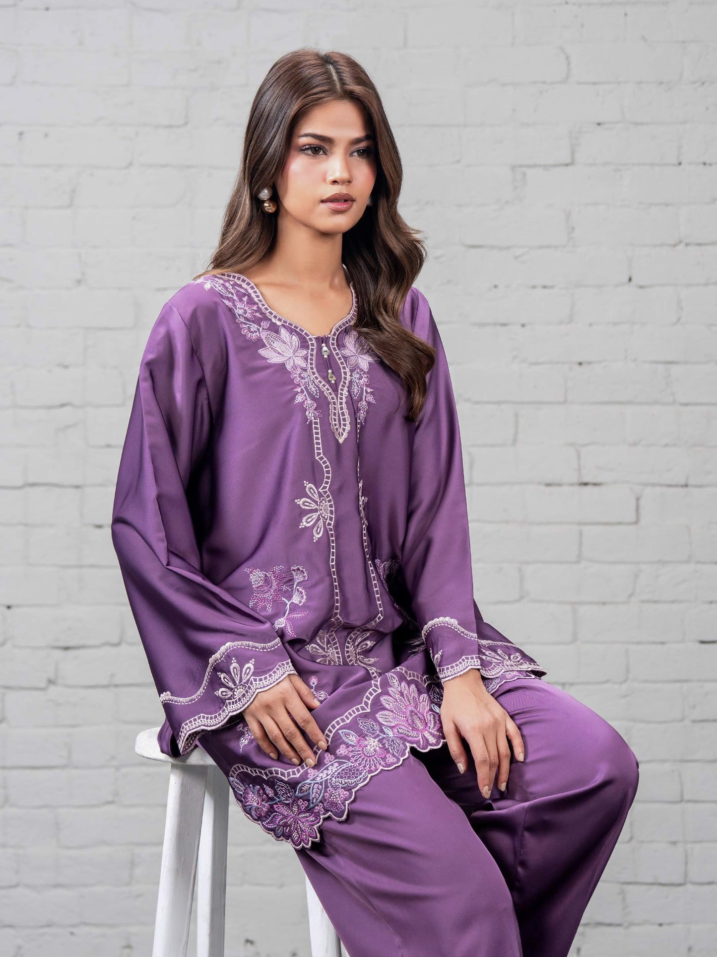 Grip Co-ord Set- Embroidered