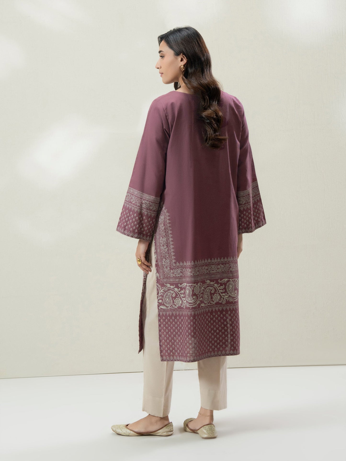 Slub Khaddar Shirt- Embroidered Pret