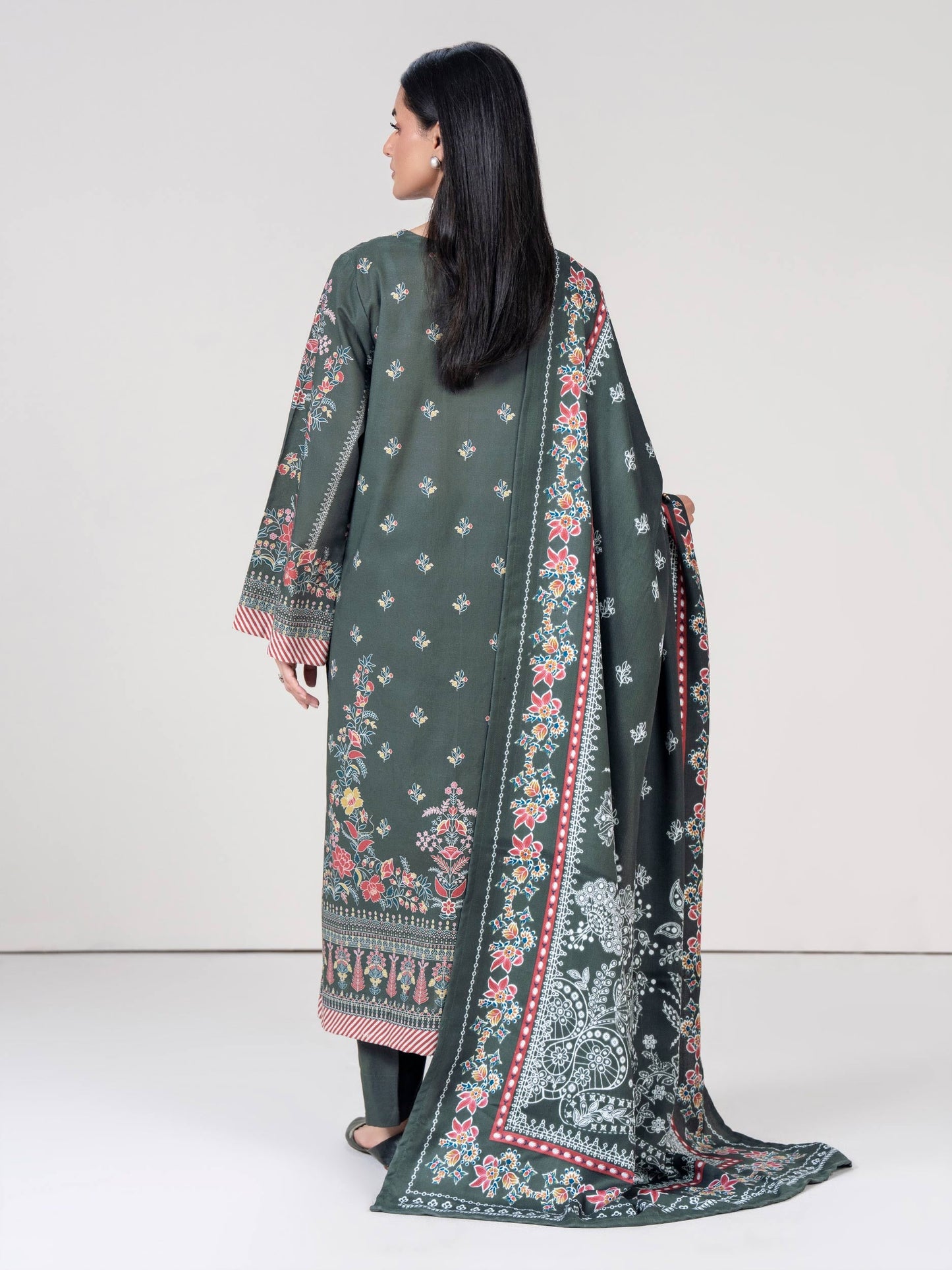 3 Piece Khaddar Suit (Pret)