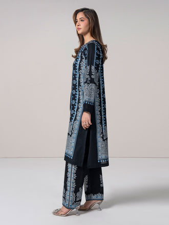 2-piece-khaddar-suit--embroidered-(pret)