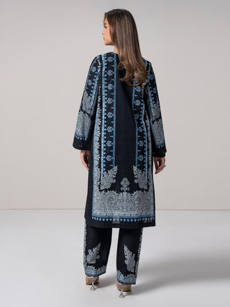 2-piece-khaddar-suit--embroidered-(pret)