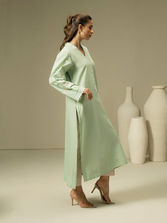 khaddar-shirt-embroidered-(pret)