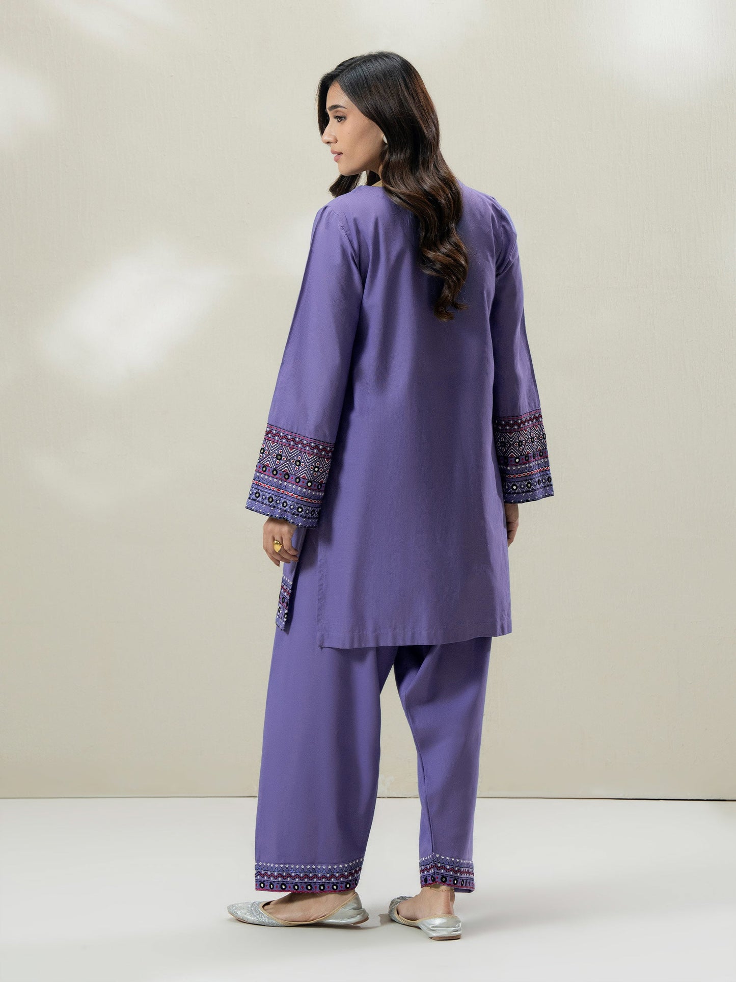 2-Piece Slub Khaddar Suit-Embroidered (Pret)