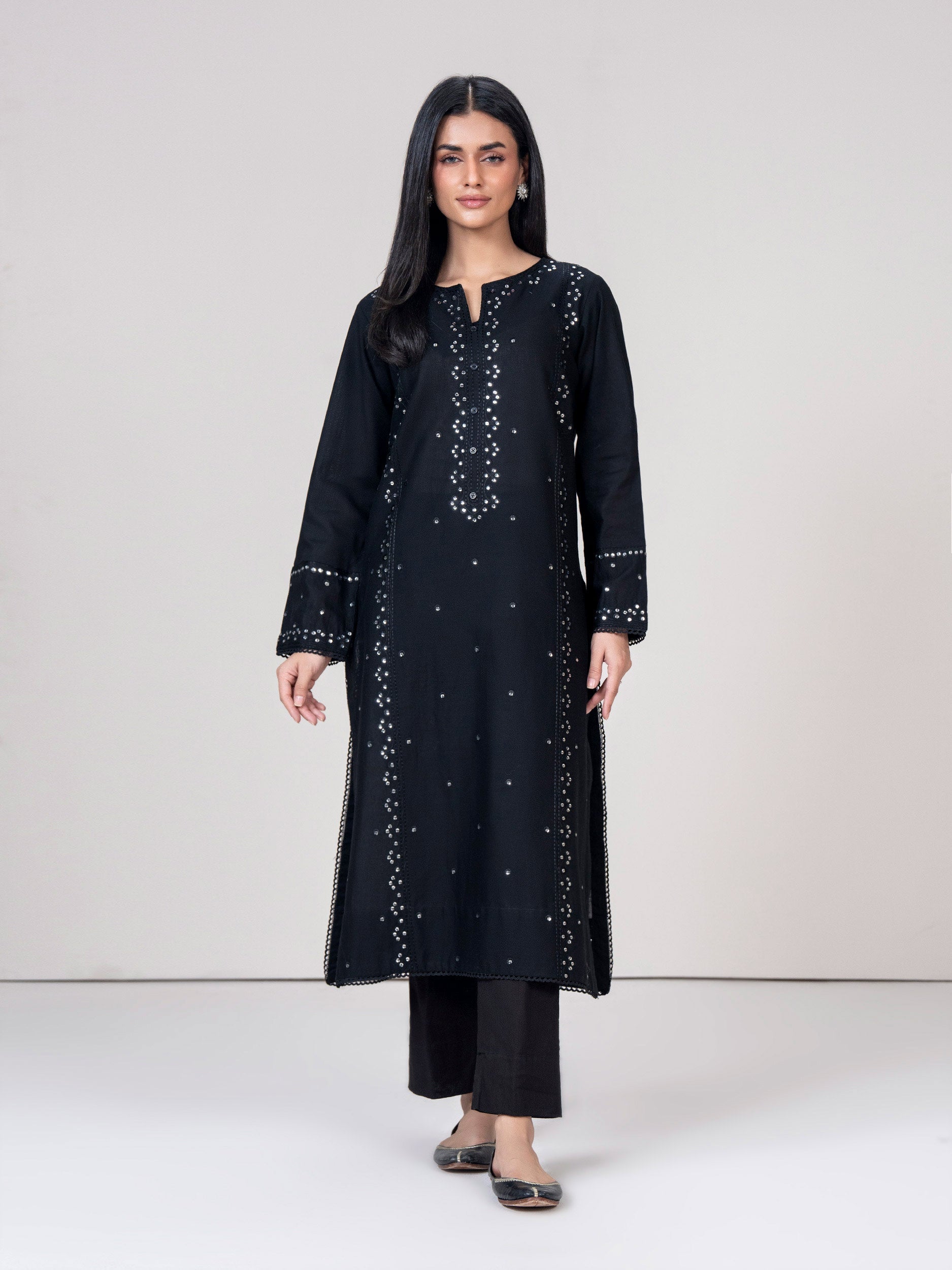 khaddar-shirt--embroidered-(pret)