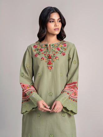 2-piece-khaddar-suit--embroidered-pret