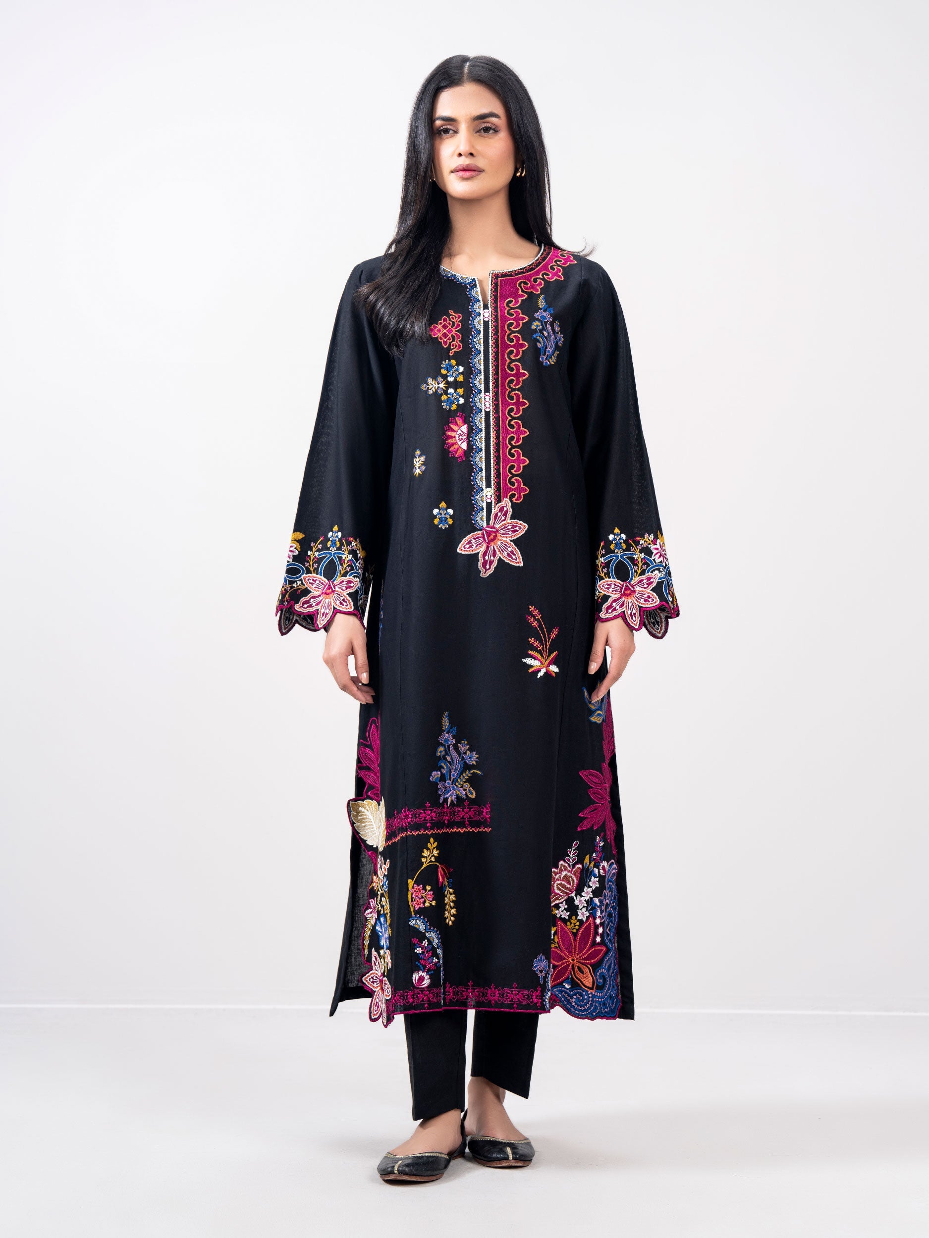 khaddar-shirt--embroidered-(pret)