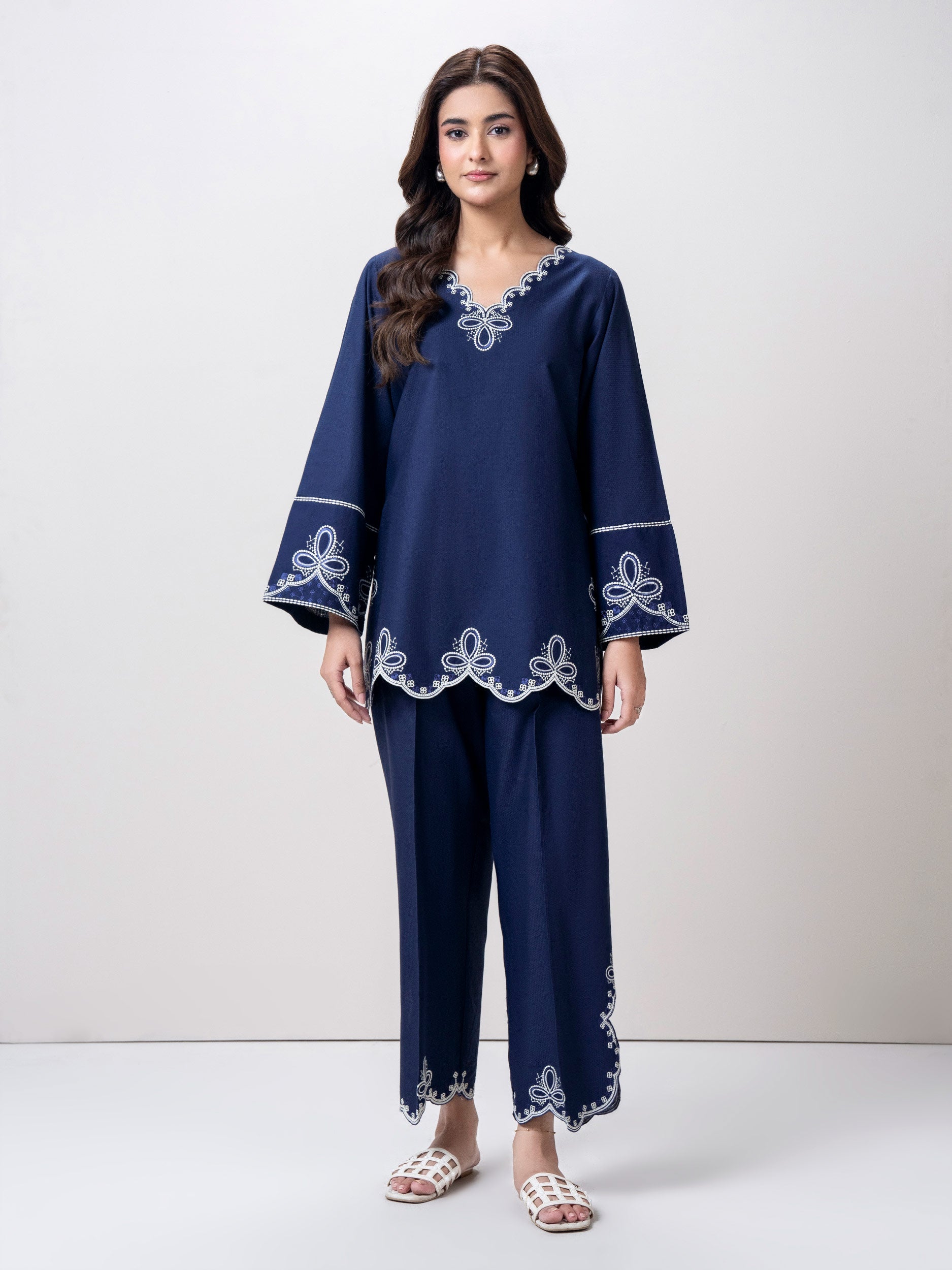 dobby-co-ord-set--embroidered