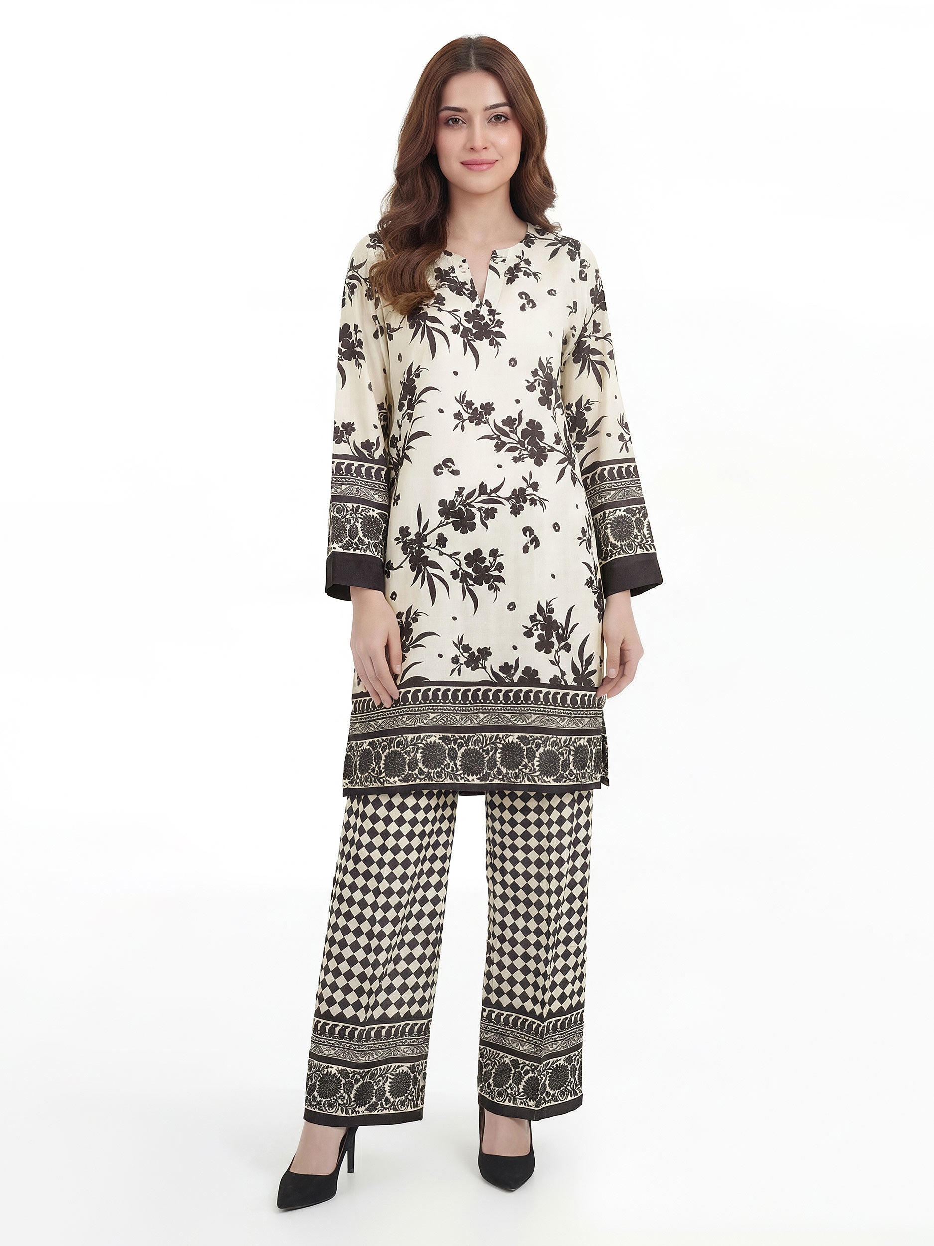 2-piece-silk-suit--embellished-(pret)