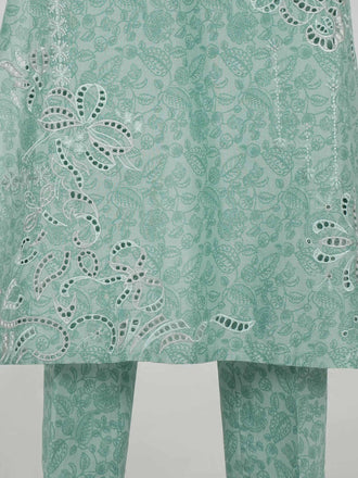 3-piece-lawn-suit--embroidered-(pret)