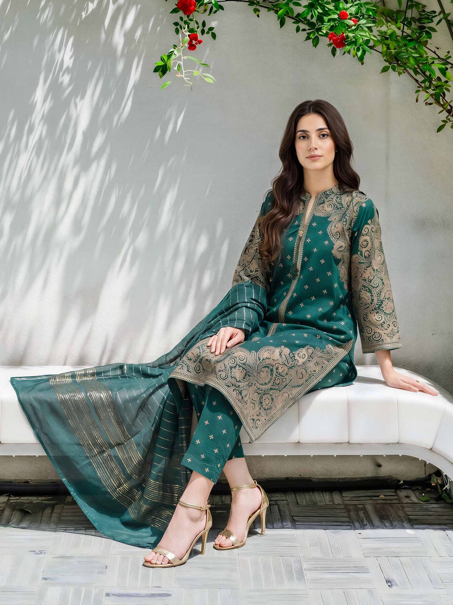 3 Piece Lawn Suit (Pret)