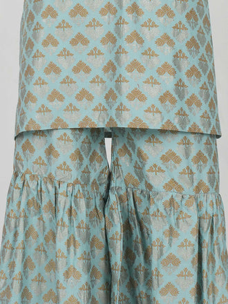 2-piece-lawn-suit--embroidered-(pret)