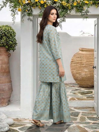 2-piece-lawn-suit--embroidered-(pret)