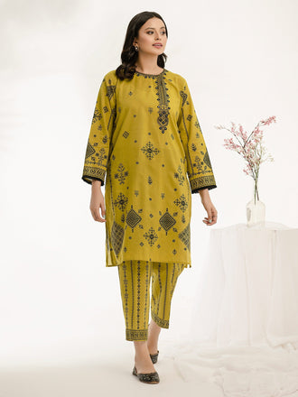 2-piece-texture-lawn-suit-embroidered-(pret)