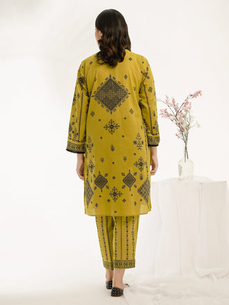 2-piece-texture-lawn-suit-embroidered-(pret)