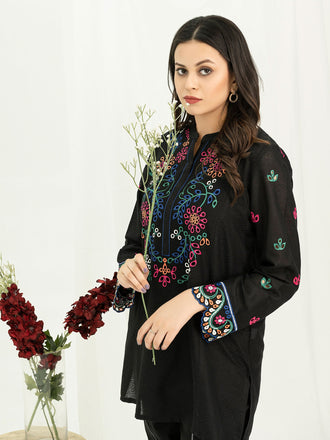 textured-lawn-kurti--embroidered-(pret)