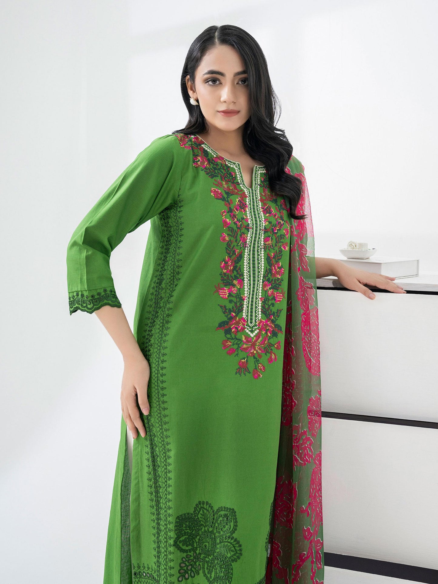 2 Piece Lawn Suit-Embroidered (Pret)