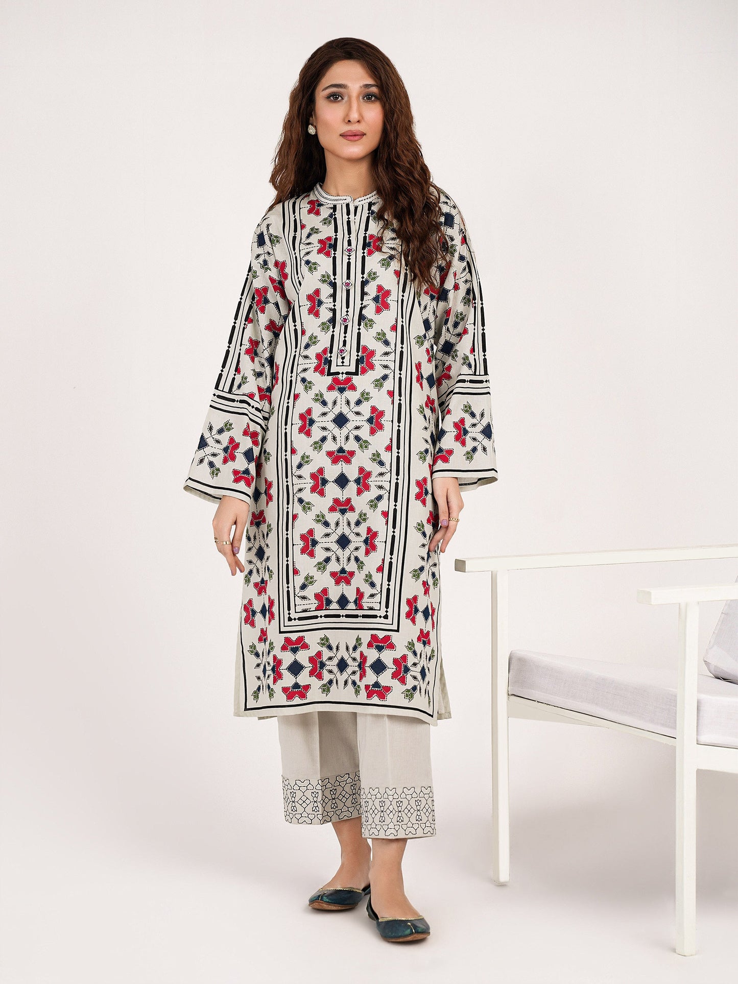 2 Piece Khaddar Suit-Printed(Pret)